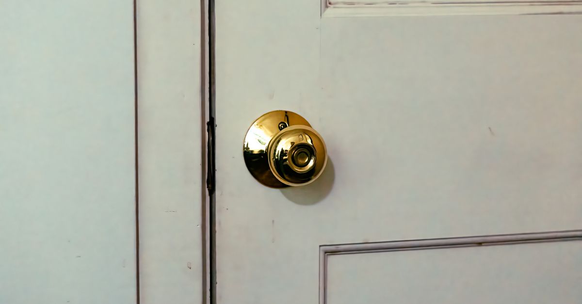 door security hardware — Villa Park Locksmith Inc