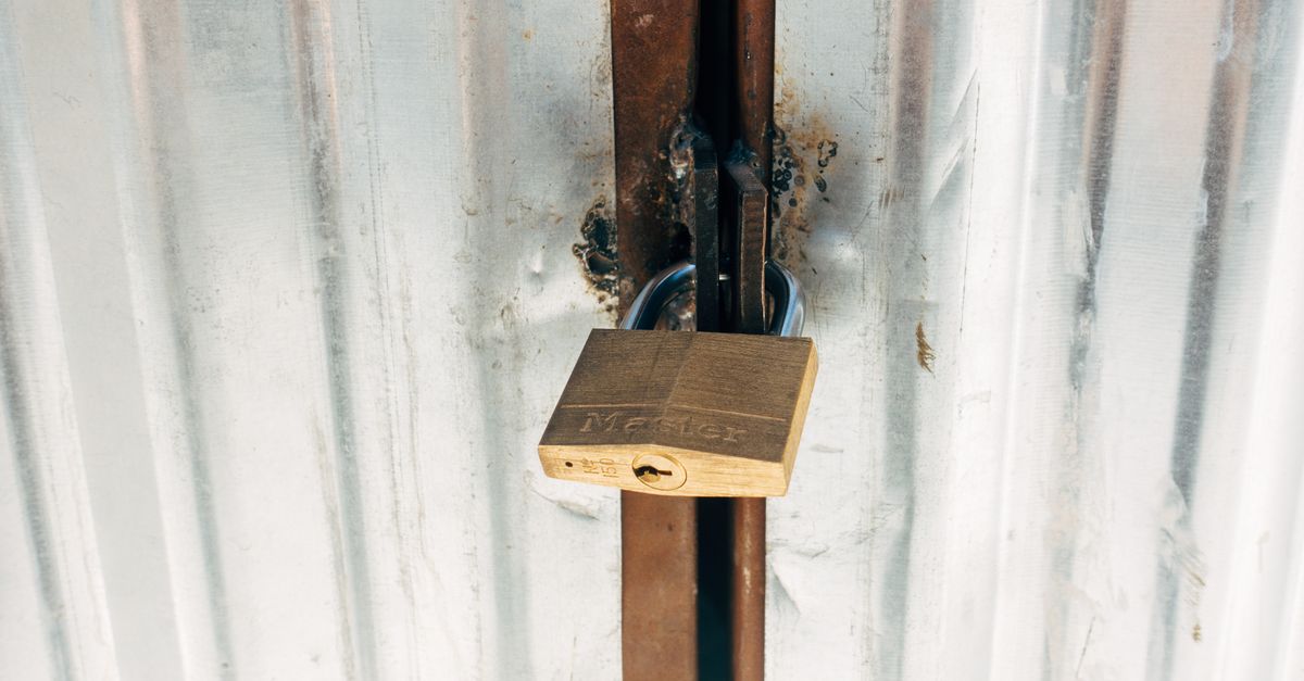 door security hardware — Villa Park Locksmith Inc