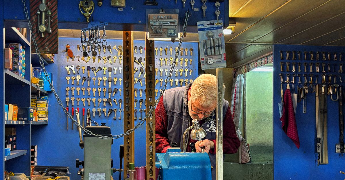 Commercial Locksmith Services Built Around How Your Business Actually Works — Villa Park Locksmith Inc